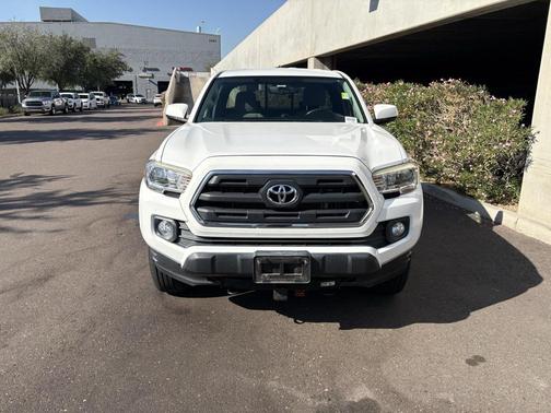 2017 Toyota Tacoma SR5