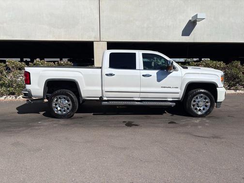 2018 GMC Sierra 2500 Denali