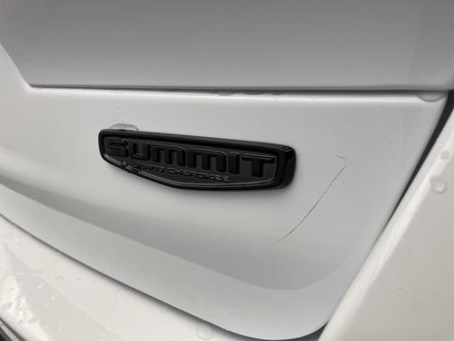 2025 Jeep Grand Cherokee L Summit Reserve