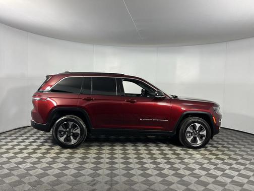 2025 Jeep Grand Cherokee 4xe Base