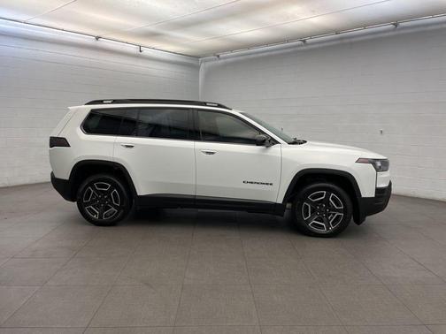 Bright White Clearcoat 2026 Jeep Cherokee Limited