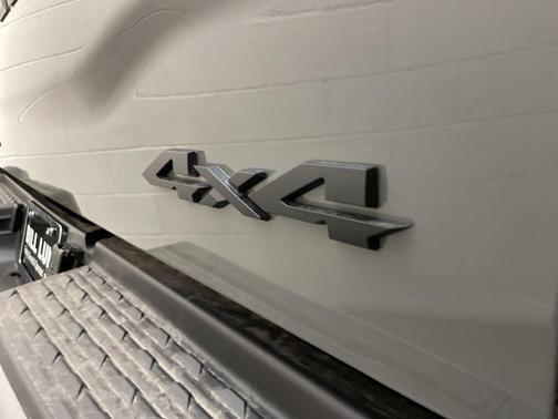 Ceramic Gray Clearcoat 2026 RAM 3500 Limited Crew Cab 4x4 8' Box