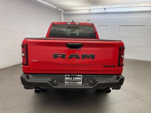 2025 RAM 1500 Warlock Crew Cab 4x4 5'7' Box