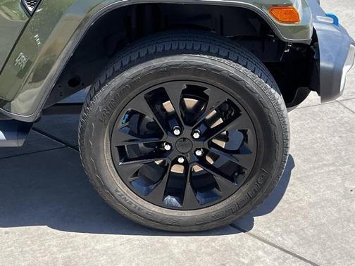 2022 Jeep Wrangler Unlimited 4xe Sahara