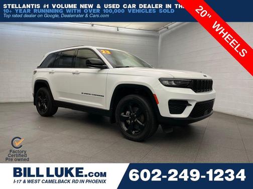 Bright White Clearcoat 2023 Jeep Grand Cherokee Altitude