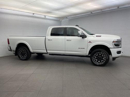 2026 RAM 3500 Longhorn