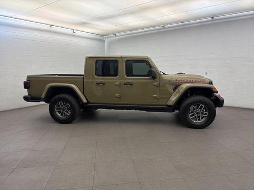 2026 Jeep Gladiator Mojave X 4x4