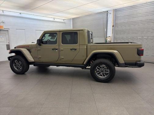 2026 Jeep Gladiator Mojave X 4x4