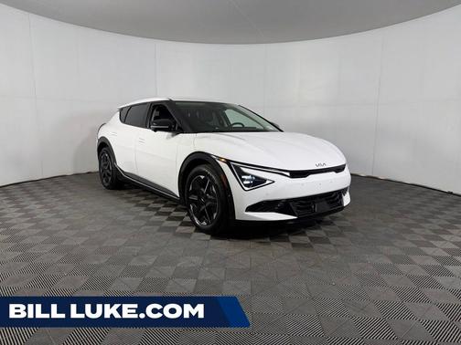 Glacier White Pearl 2025 Kia EV6 Wind RWD