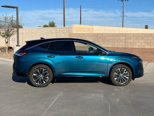 2025 Nissan Murano Platinum