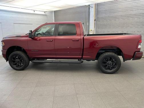 Delmonico Red Pearlcoat 2023 RAM 2500 Big Horn Crew Cab 4x4 6'4' Box