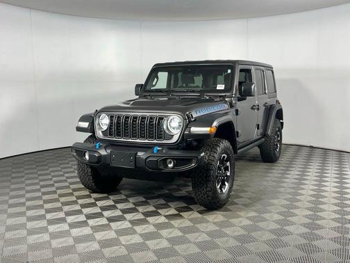 Granite Crystal Metallic Clearcoat 2025 Jeep Wrangler 4xe Rubicon
