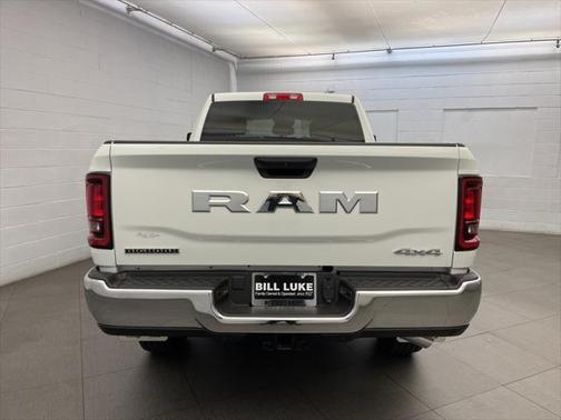 2025 RAM 2500 Big Horn Crew Cab 4x4 6'4' Box