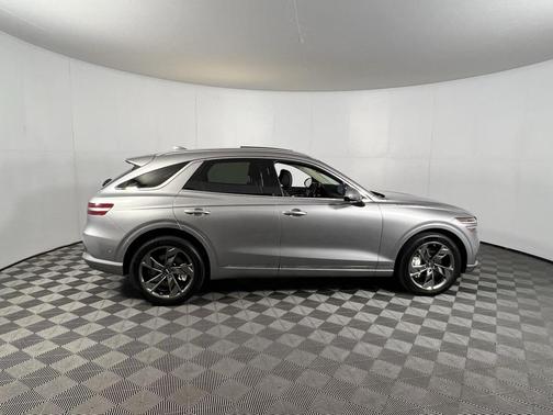 2023 Genesis Electrified GV70 Advanced AWD