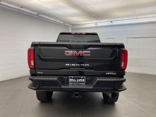 2022 GMC Sierra 2500 AT4