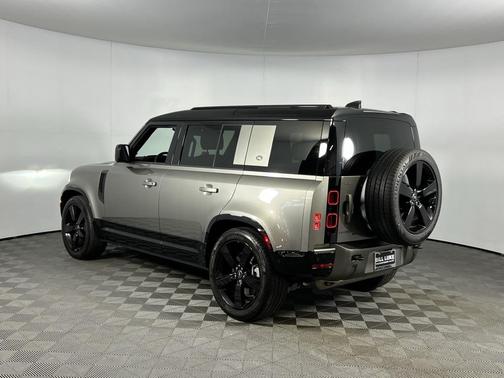 2023 Land Rover Defender 110 X-Dynamic SE