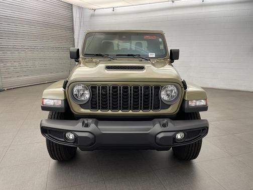 2025 Jeep Gladiator Sport S