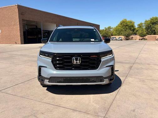 Gray Pearl 2024 Honda Pilot TrailSport
