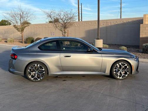 2025 BMW M240 i xDrive