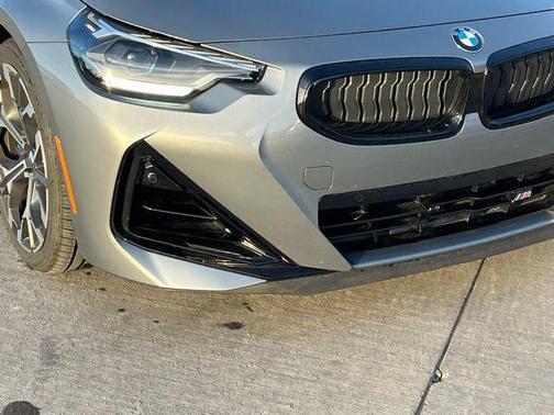 2025 BMW M240 i xDrive