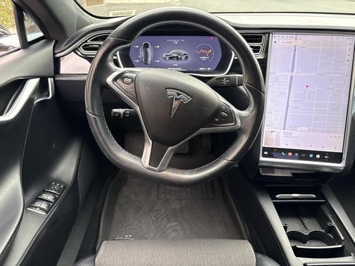 2017 Tesla Model S 75
