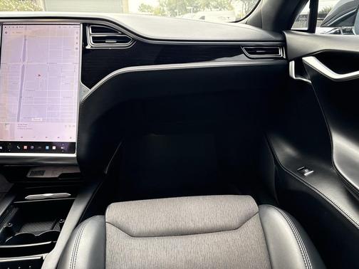 2017 Tesla Model S 75