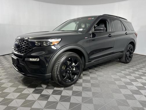 2024 Ford Explorer ST-Line