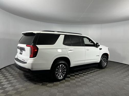2023 GMC Yukon 4WD AT4