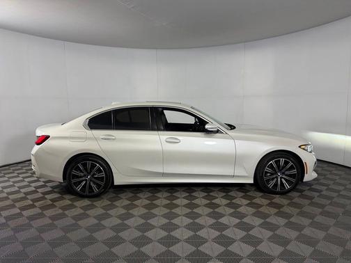 White Metallic 2025 BMW 330 xDrive