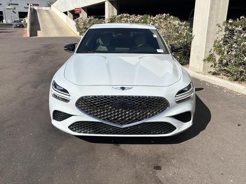 2022 Genesis G70 3.3T RWD