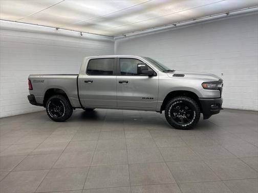 2025 RAM 1500 Warlock Crew Cab 4x4 5'7' Box