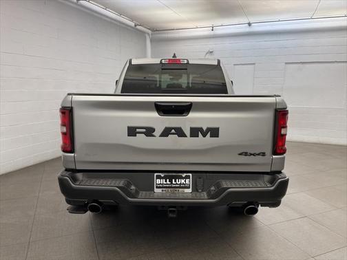 2025 RAM 1500 Warlock Crew Cab 4x4 5'7' Box