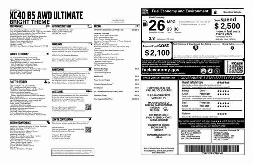 2023 Volvo XC40 B5 Ultimate Bright Theme