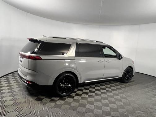 2024 Kia Carnival SX Prestige
