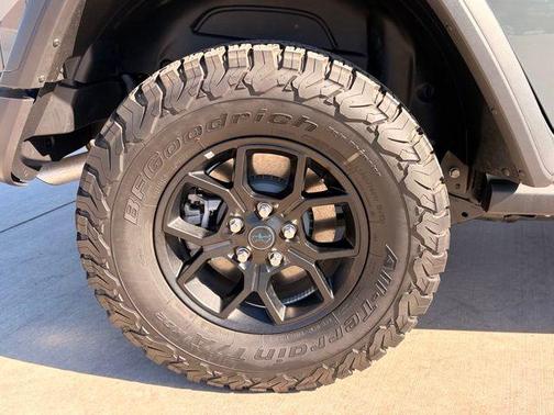 Anvil Clearcoat 2025 Jeep Wrangler 4xe Willys