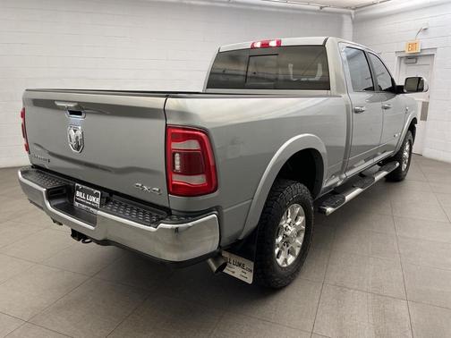 2022 RAM 2500 Laramie Crew Cab 4x4 6'4' Box