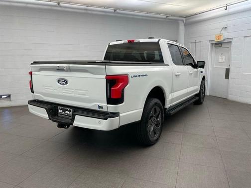 Oxford White 2024 Ford F-150 Lightning Flash