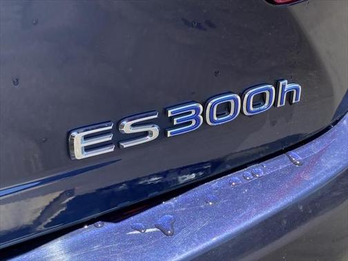 2016 Lexus ES 300h Base