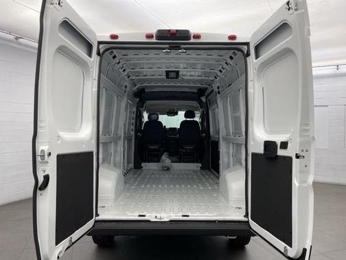 2026 RAM ProMaster 2500 Tradesman