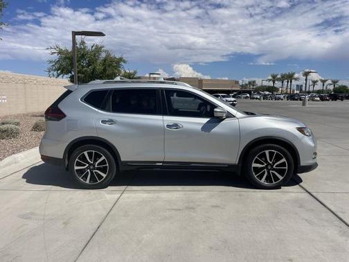 2020 Nissan Rogue SL