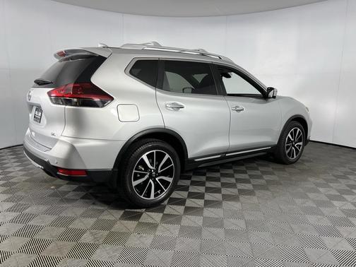 2020 Nissan Rogue SL