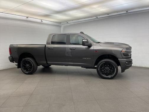 2025 RAM 2500 Laramie Crew Cab 4x4 6'4' Box