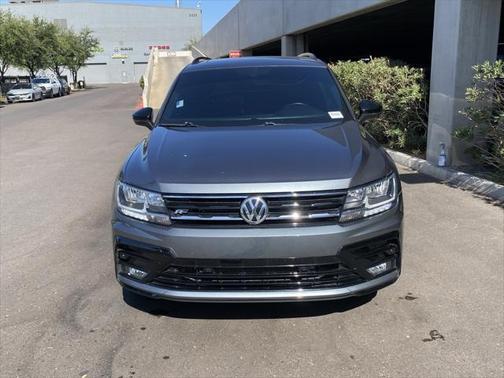 2021 Volkswagen Tiguan 2.0T SE R-Line Black