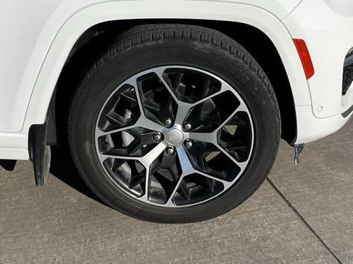 2024 Jeep Grand Cherokee 4xe Summit Reserve
