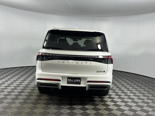 2025 INFINITI QX80 SENSORY AWD