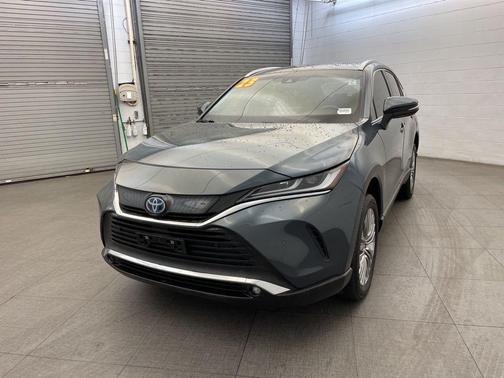 2023 Toyota Venza XLE