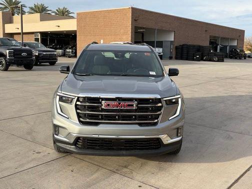 2025 GMC Acadia Elevation AWD