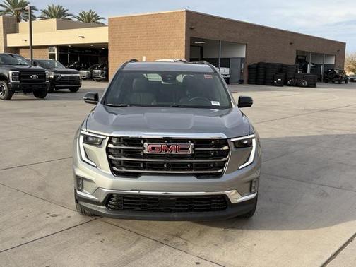 2025 GMC Acadia Elevation AWD