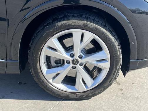 2023 Audi Q4 e-tron Prestige 50 quattro