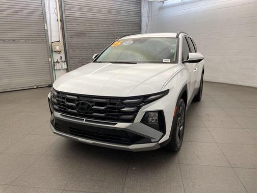 2025 Hyundai TUCSON Plug-In Hybrid SEL